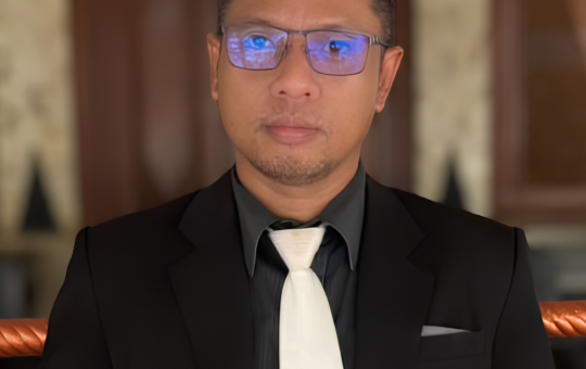 Muhammad Ari Pratomo #Pengacara #Penulis #MuhammadAriLaw
